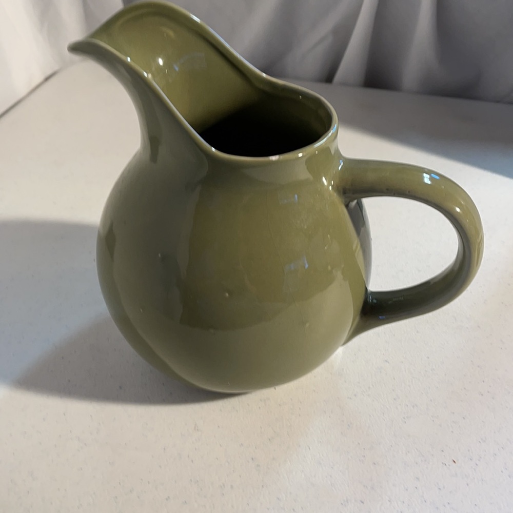 Ceramic pitcher - Picture 3 of 5